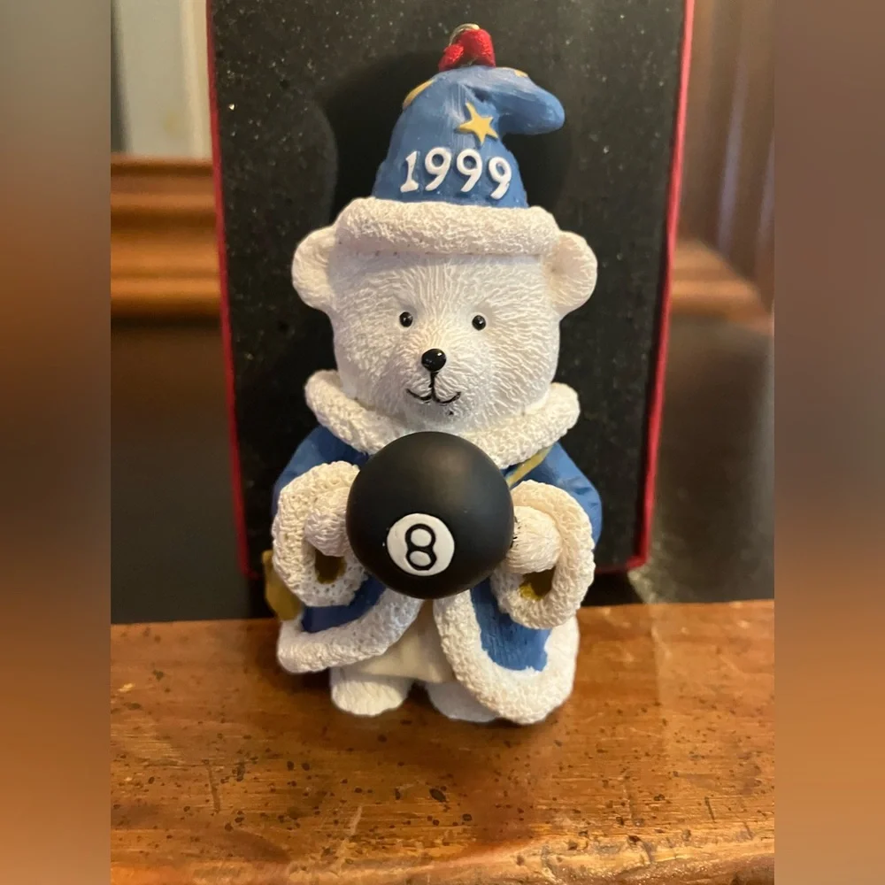 1999 Daytons Hudson Santa Bear Ornament Wizard 8 Ball Boxed Eight Ball.